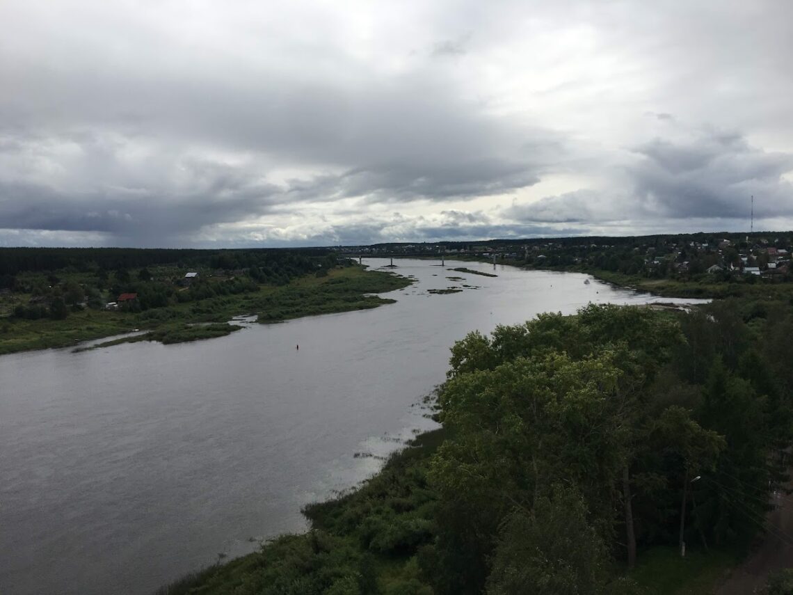 Где в Тотьме поймать идеальный кадр: топ видовых точек для фото и селфи